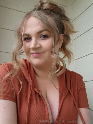 Kinkycurvykatfree OnlyFans Leaked Free Thumbnail Picture - #genEiLOUSS