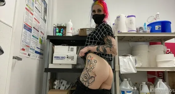 Kinkykaoskings OnlyFans Leaked Free Thumbnail Picture - #kLsLnRUpoQ
