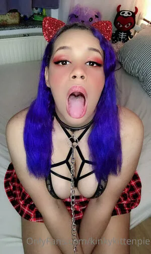 Kinkykittenpie OnlyFans Leaked Free Thumbnail Picture - #JbNJPTZ4SW