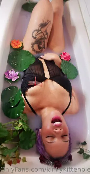 Kinkykittenpie OnlyFans Leaked Free Thumbnail Picture - #d4Yrv0BAAm