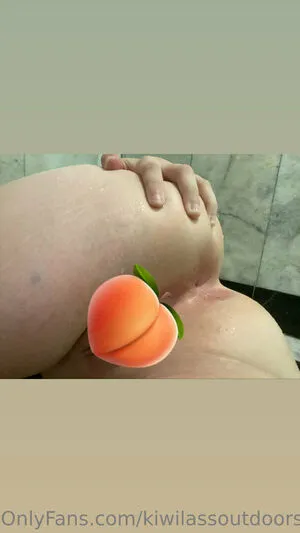 Kinkykiwichick OnlyFans Leaked Free Thumbnail Picture - #02RvIRK7vR