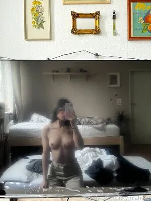 Kinkymiahere OnlyFans Leaked Free Thumbnail Picture - #pLIonU5on4