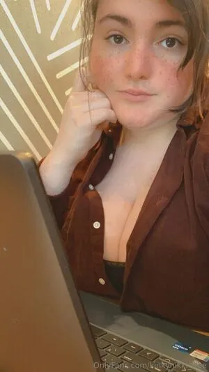 Kinkynikki Free OnlyFans Leaked Free Thumbnail Picture - #tyh4AJarS8