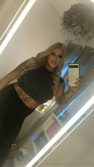 Kinkypinky93 OnlyFans Leaked Free Thumbnail Picture - #i0d1jhZs57