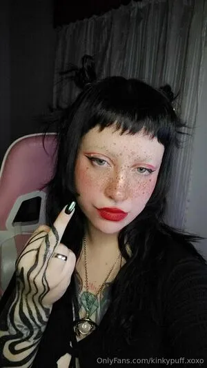 Kinkypuff Xoxo OnlyFans Leaked Free Thumbnail Picture - #22anHAoNit