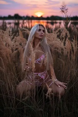 Kinkysophiee OnlyFans Leaked Free Thumbnail Picture - #03xLLd50wS
