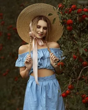 Kinkysophiee OnlyFans Leaked Free Thumbnail Picture - #7Fjol6BQy3