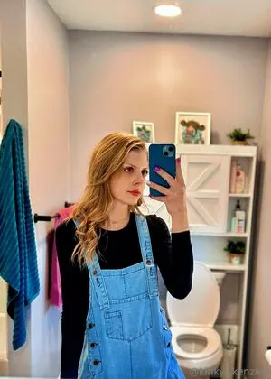 Kinkyy Kenziee OnlyFans Leaked Free Thumbnail Picture - #A2TFQ553kD