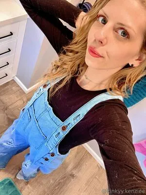 Kinkyy Kenziee OnlyFans Leaked Free Thumbnail Picture - #OrmS8XuZrH