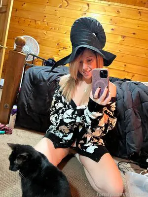 Kintinue OnlyFans Leaked Free Thumbnail Picture - #ADjrFPtl5V