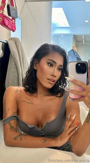 Kira Asia Ts OnlyFans Leaked Free Thumbnail Picture - #2gO1iOeBro