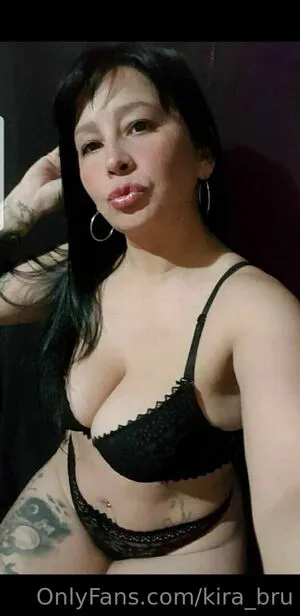Kira Brunette1 OnlyFans Leaked Free Thumbnail Picture - #Y4N1IwwBon