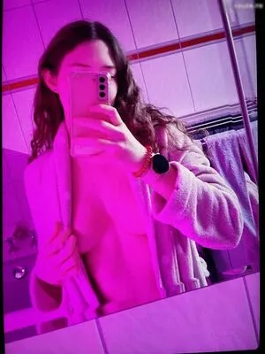 Kira Fuchs OnlyFans Leaked Free Thumbnail Picture - #ipvls9oMd4