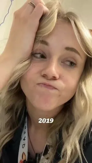 Kira Graceeee OnlyFans Leaked Free Thumbnail Picture - #EDx2WuAUTo