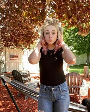 Kira Graceeee OnlyFans Leaked Free Thumbnail Picture - #QlzKZXb2RT