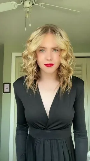 Kira Graceeee OnlyFans Leaked Free Thumbnail Picture - #mSN8PKG8xa