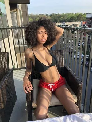 Kira Imani OnlyFans Leaked Free Thumbnail Picture - #caFHSRIcWi