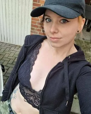 Kira Jameson OnlyFans Leaked Free Thumbnail Picture - #PtnOHCptoF