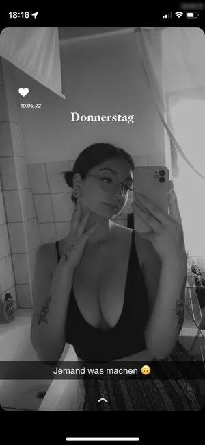 Kira Julie OnlyFans Leaked Free Thumbnail Picture - #m6o7RmC6wW