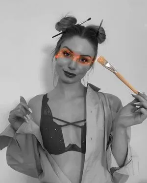 Kira Karambole OnlyFans Leaked Free Thumbnail Picture - #3Rh04ARVBR