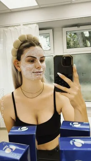 Kira Karambole OnlyFans Leaked Free Thumbnail Picture - #rTmmG3NxHK