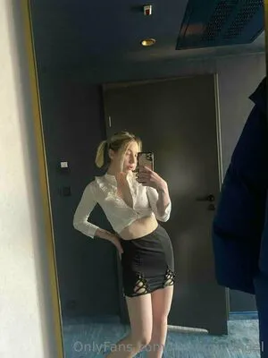 Kira Kitsune OnlyFans Leaked Free Thumbnail Picture - #Kq7u54ewP2