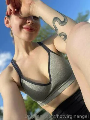 Kira Kitsune OnlyFans Leaked Free Thumbnail Picture - #hmQdkTeE2F