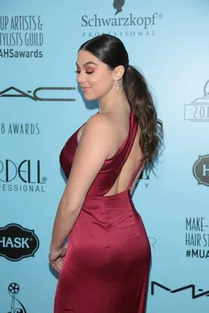 Kira Kosarin OnlyFans Leaked Free Thumbnail Picture - #1sKeUb3Zgg