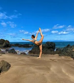 Kira Kosarin OnlyFans Leaked Free Thumbnail Picture - #2tzH3Q5xxK