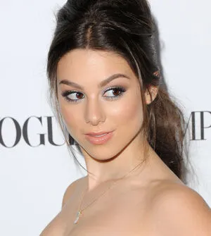 Kira Kosarin OnlyFans Leaked Free Thumbnail Picture - #DzHCfOIgn5