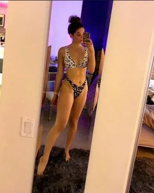 Kira Kosarin OnlyFans Leaked Free Thumbnail Picture - #VjDDzcvl3V