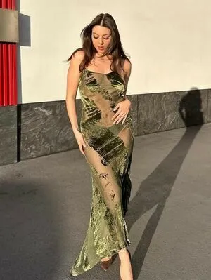 Kira Kosarin OnlyFans Leaked Free Thumbnail Picture - #WwokhIXdaU