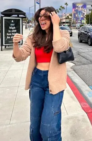 Kira Kosarin OnlyFans Leaked Free Thumbnail Picture - #bSzxEwSjnf