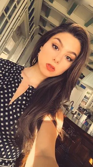 Kira Kosarin OnlyFans Leaked Free Thumbnail Picture - #hMCRL1L4oY