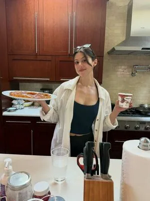 Kira Kosarin OnlyFans Leaked Free Thumbnail Picture - #ooInWc2WwQ