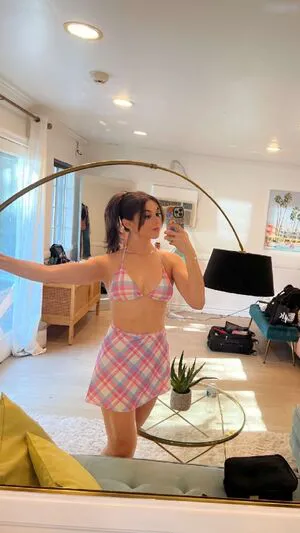 Kira Kosarin OnlyFans Leaked Free Thumbnail Picture - #phiUN118gh