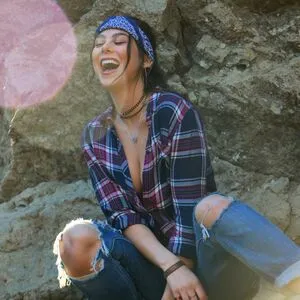 Kira Kosarin OnlyFans Leaked Free Thumbnail Picture - #saprdsPzqB