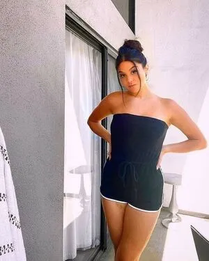 Kira Kosarin OnlyFans Leaked Free Thumbnail Picture - #sbTj2ok6VA