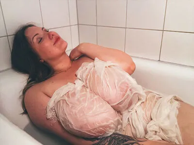 Kira Liv OnlyFans Leaked Free Thumbnail Picture - #X3towJK9EQ