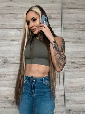 Kira Pretty OnlyFans Leaked Free Thumbnail Picture - #arYAHJGLLP