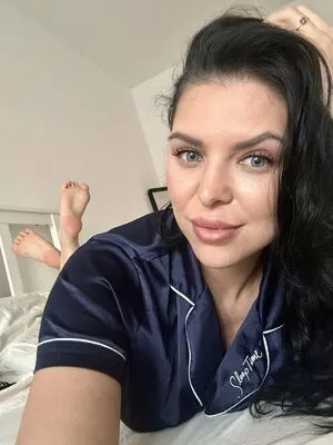 Kira Queen OnlyFans Leaked Free Thumbnail Picture - #66WQz6nCMh