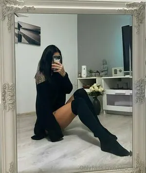 Kira Rocks OnlyFans Leaked Free Thumbnail Picture - #Fu3A2stl1g
