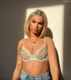 Kira Rodrigues OnlyFans Leaked Free Thumbnail Picture - #8GMtOs4v7X