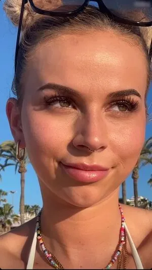Kira Rodrigues OnlyFans Leaked Free Thumbnail Picture - #d0315v9jEU