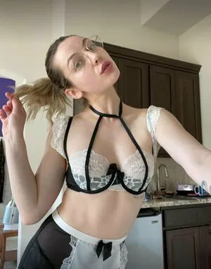 Kira Vixen OnlyFans Leaked Free Thumbnail Picture - #4Aot2RhBu6