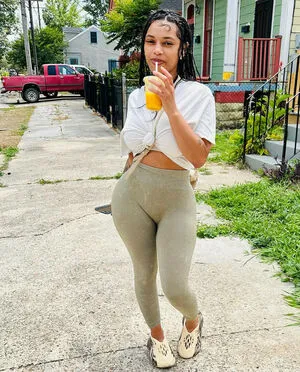 Kiraaaaaaaaa OnlyFans Leaked Free Thumbnail Picture - #77x7tbGonr
