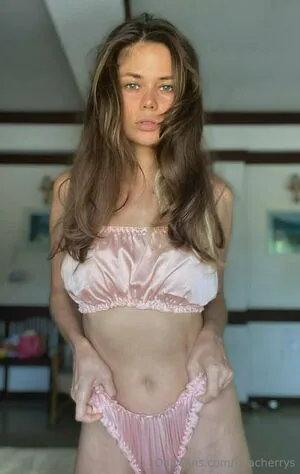 Kiracherrys OnlyFans Leaked Free Thumbnail Picture - #MnSlYaapez