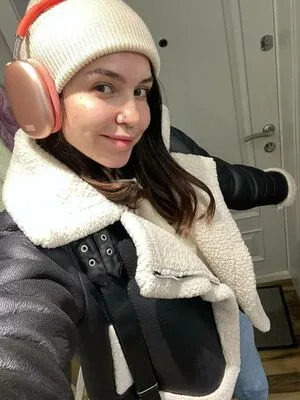 Kirafemmefatal OnlyFans Leaked Free Thumbnail Picture - #1EZ6xGggQ6
