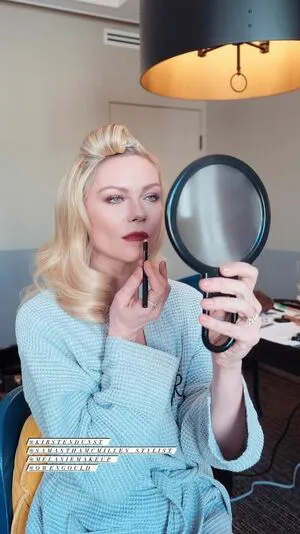 Kirsten Dunst OnlyFans Leaked Free Thumbnail Picture - #uaM5Y60iTC