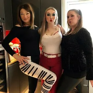 Kirsten Minnery Laing OnlyFans Leaked Free Thumbnail Picture - #2uUAW480m3